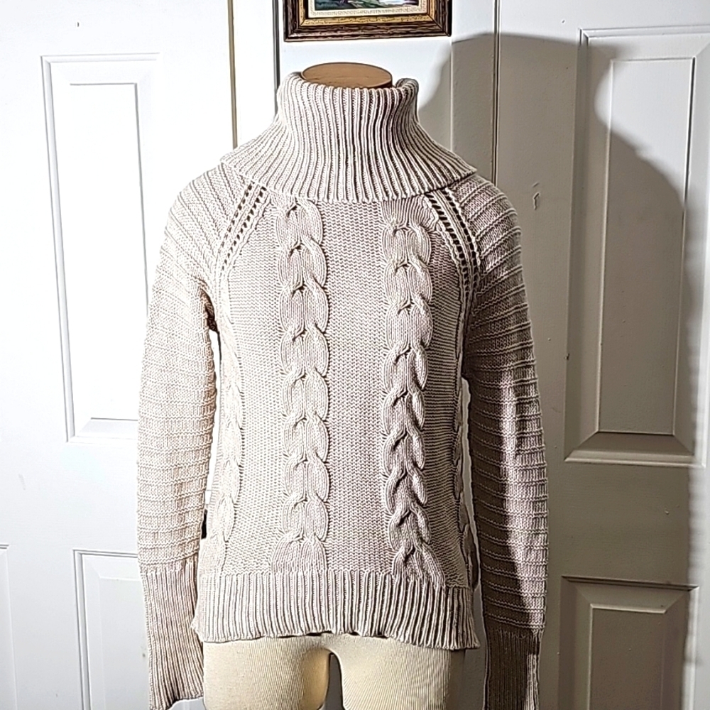 Marked cable knit cowl neck oversized X small. Sweater. Cream, clay colo…